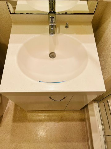 仲介手数料0！！エバンフォートの洗面所