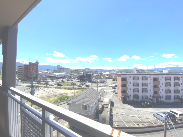 エバーライフ箱崎第6の展望|南面バルコニー側に特に大きい建物はありません！