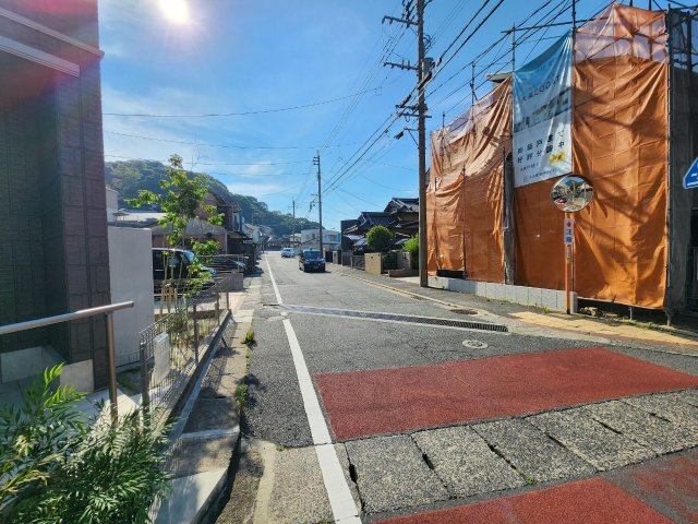 SUN COURT－サンコート－門司区西新町１丁目　【門司区　新築戸建て】の前面道路含む現地写真|現地撮影　2023,6,17　SUN COURT－サンコート－門司区西新町１丁目　【門司区　新築戸建て】
