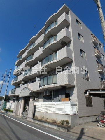 ネオ・アーバン若葉の外観