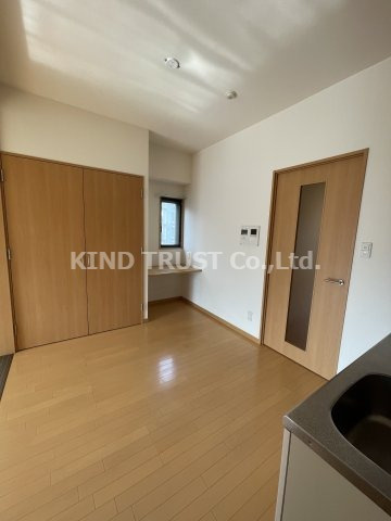 天満泉マンションの居間・リビング|使いやすいリビングです