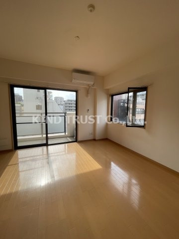 天満泉マンションの居間・リビング|リビングです