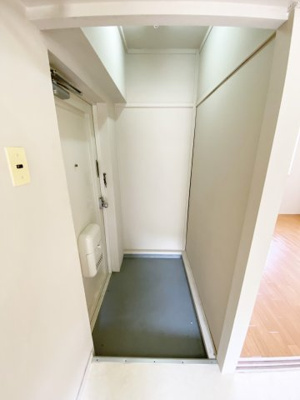 【玄関】 | ヴィラナリー由良1 | ※同物件、別のお部屋の写真です。