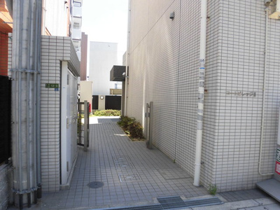 【エントランス】 | コートビレッジⅡ | 建物の内部です