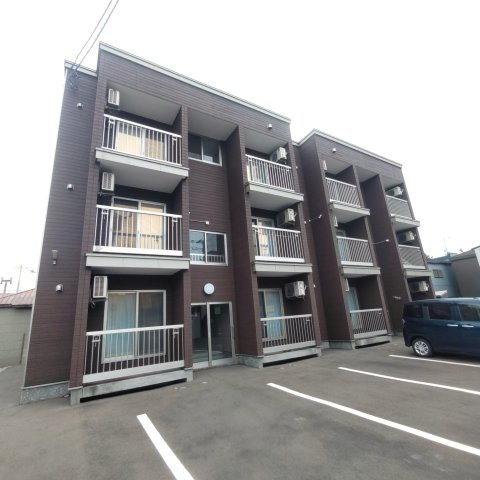 デリス・メゾン輪西の外観