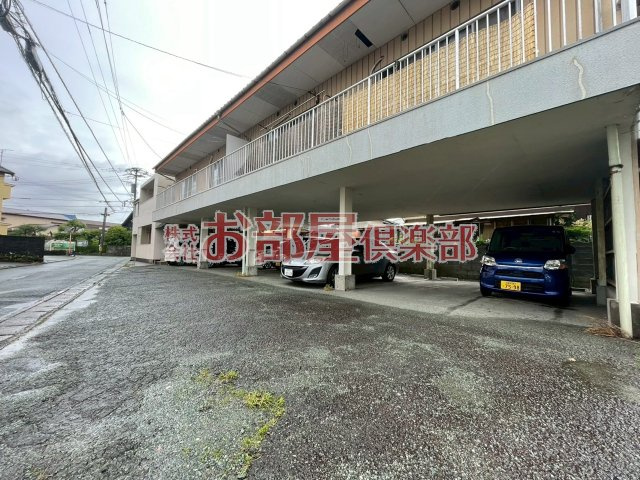 コーポ土居ノ内の駐車場|駐車場があるので、車を買う予定の方も安心です
