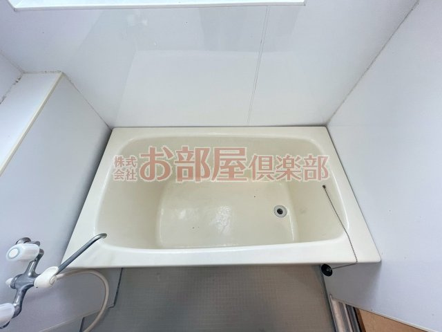 コーポ土居ノ内の浴室|日々の疲れを癒すお風呂付です