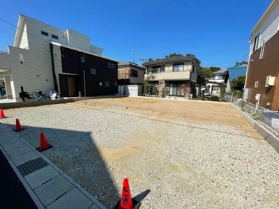 【外観】 | 守山区中志段味4期　全2棟　＜仲介手数料無料＞志段味東小・志段味中　新築一戸建て | 撮影
社長の村田です！
自らプレイヤーとして営業しています
長年の経験と実績から皆様により良いマイホーム購入のご提案をいたします。
住宅ローンの不安や購入後の不安等何でもご相談ください。