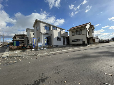 【前面道路含む現地写真】 | 守山区中志段味4期　全2棟　＜仲介手数料無料＞志段味東小・志段味中　新築一戸建て | 撮影
社長の村田です！
自らプレイヤーとして営業しています
長年の経験と実績から皆様により良いマイホーム購入のご提案をいたします。
住宅ローンの不安や購入後の不安等何でもご相談ください。