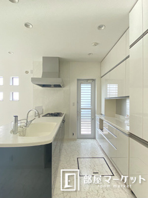 【キッチン】 | 黒笹いずみ３丁目戸建