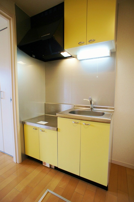 グランドアマレーⅡ番館のキッチン|お料理しやすいキッチンです※別号室の写真です