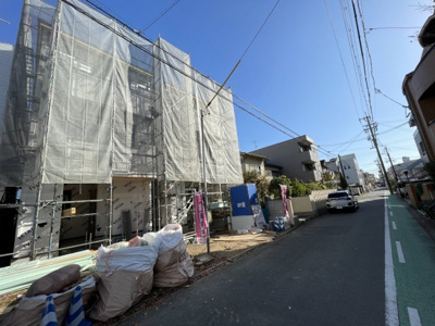 【外観】 | 昭和区川名町全２棟　仲介手数料無料 | 撮影
社長の村田です！
自らプレイヤーとして営業しています
長年の経験と実績から皆様により良いマイホーム購入のご提案をいたします。
住宅ローンの不安や購入後の不安等何でもご相談ください。