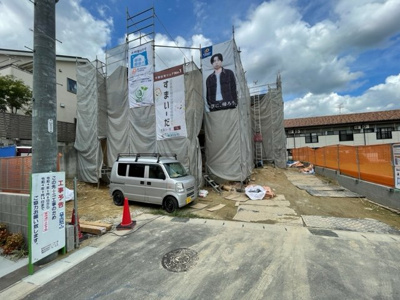 【外観】 | 愛知郡東郷町春木音貝 全2棟 ＜仲介手数料無料＞音貝小・春木中　新築一戸建て | 
社長の村田です！
自らプレイヤーとして営業しています★
長年の経験と実績から皆様により良いマイホーム購入のご提案をいたします。
住宅ローンの不安や購入後の不安等何でもご相談ください。
