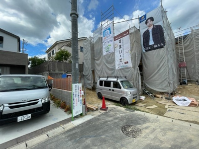 【外観】 | 愛知郡東郷町春木音貝 全2棟 ＜仲介手数料無料＞音貝小・春木中　新築一戸建て | 
社長の村田です！
自らプレイヤーとして営業しています★
長年の経験と実績から皆様により良いマイホーム購入のご提案をいたします。
住宅ローンの不安や購入後の不安等何でもご相談ください。