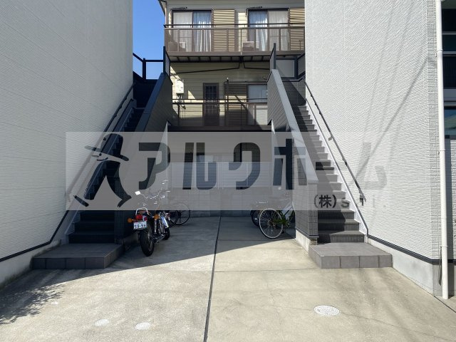 chorosのエントランス