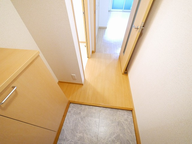 ルイ　シャトーの玄関