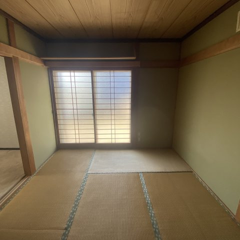 登別市登別東町4丁目43-4戸建の和室|落ち着いた雰囲気の和室付きです