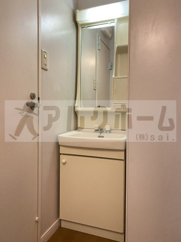 レオパレス田辺の独立洗面台