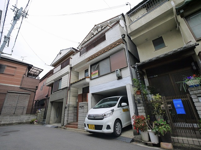 東九条一戸建の外観|外観もきれいです