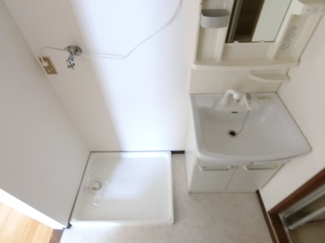 ガーデンハイツ置田Ⅰの洗面所|同物件別部屋