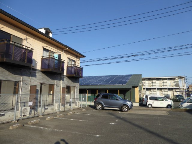 アスターの駐車場