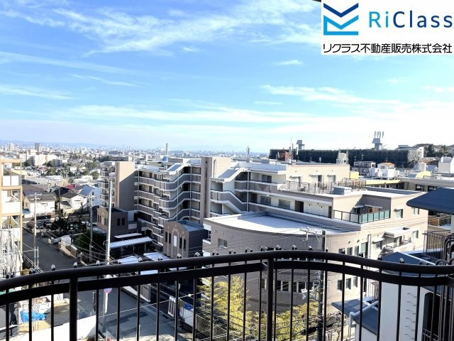 朝日ヶ丘レックスマンション2号棟の展望|採光のある南西向きバルコニーからはオーシャンビューの眺望です