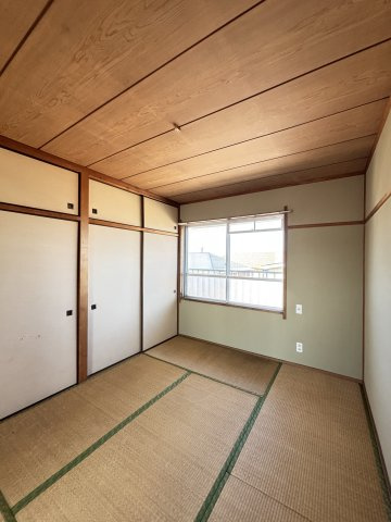 茜屋マンションの和室
