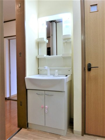 茜屋マンションの洗面所|イメージ302号室の写真
