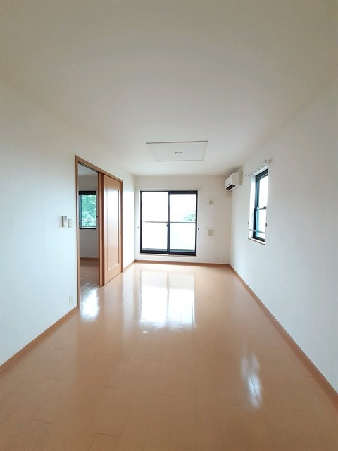 グレイス・ワイエム　Bの居間・リビング