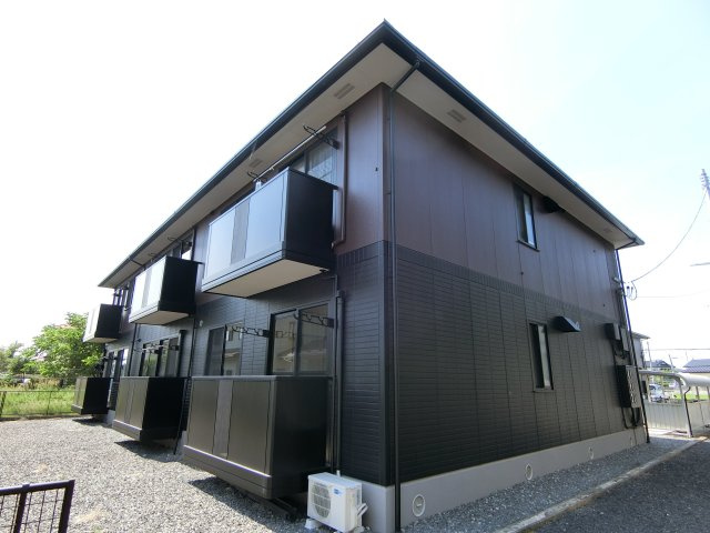 【外観】 | ヴェルドミール M | ペットと暮らせるアパートです。