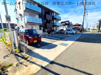 【駐車場】