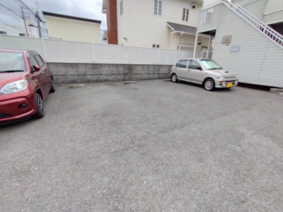 【駐車場】 | エステートピアE.V.O