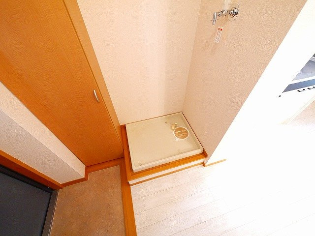 カラコレスの設備|室内洗濯機置き場付きです