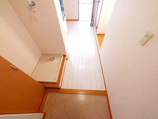 カラコレスの玄関|落ち着いた玄関です