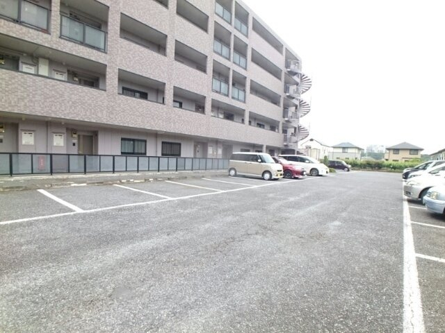 ラ・フォーレ春日の駐車場|駐車場