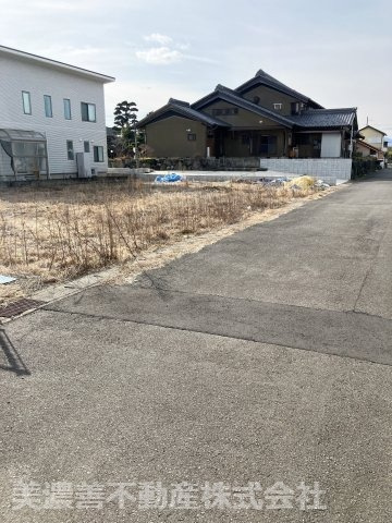 ６０３６５　羽島市堀津町須賀南土地の前面道路含む現地写真