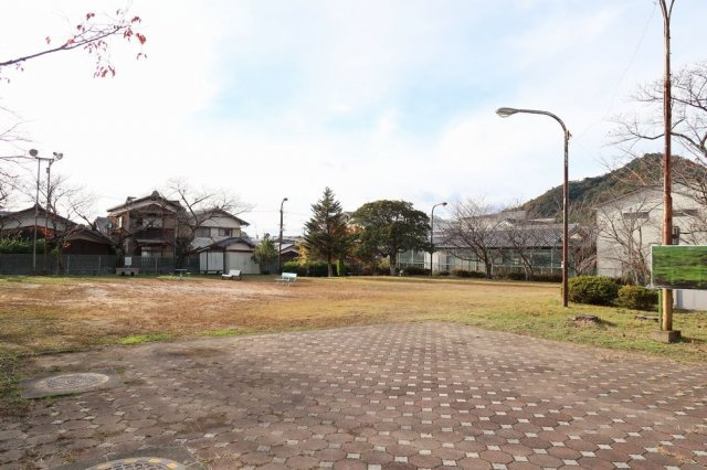近江八幡市為心町中　売土地の周辺