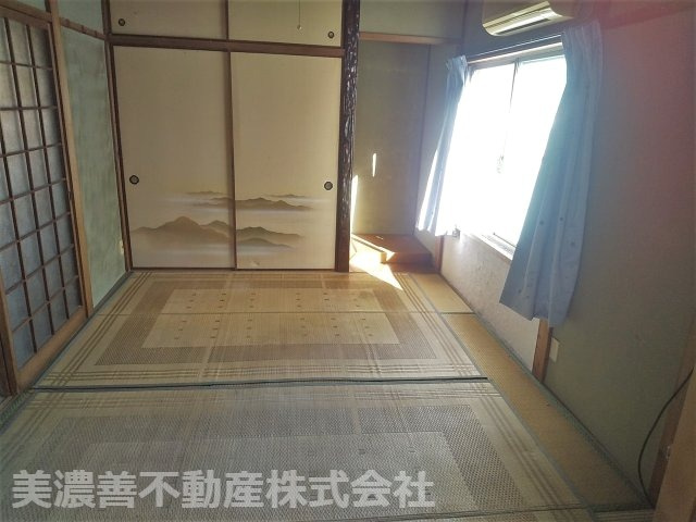 ６０２５３　岐阜市三田洞東戸建の和室