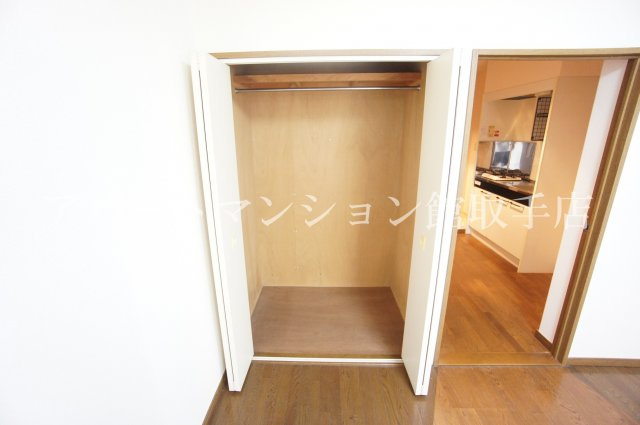 エビハラビルの収納