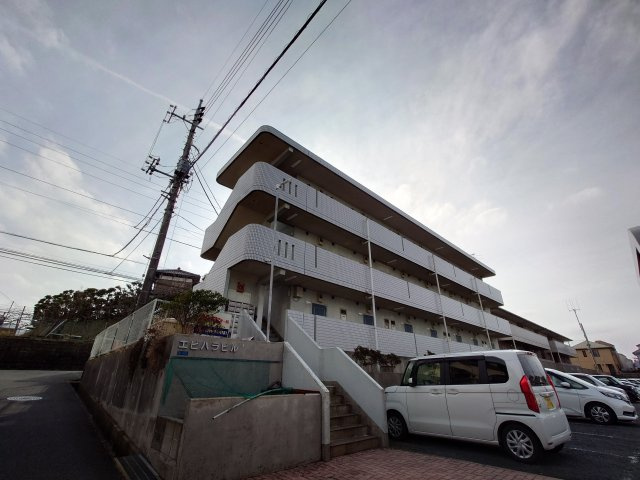 エビハラビルの外観