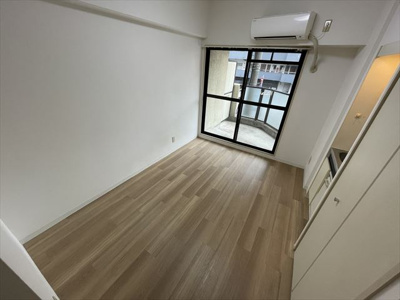  | YKハイツ松の内