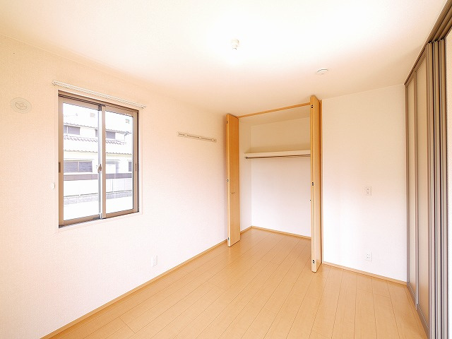 リザイア　Ｂ棟の洋室