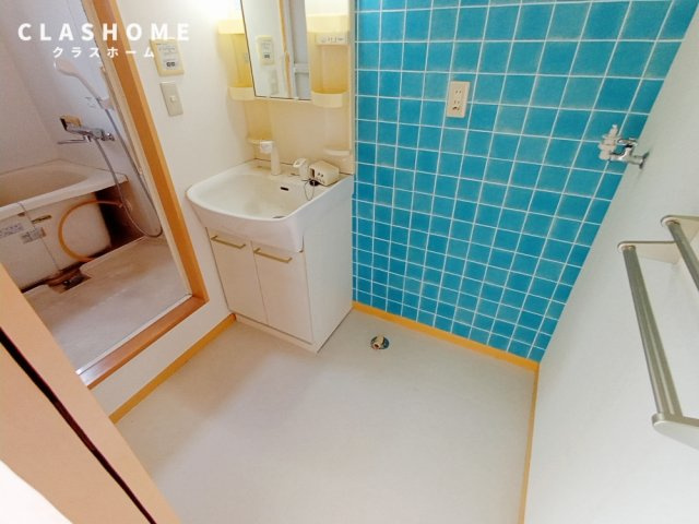 クレイドル住吉Bの洗面所