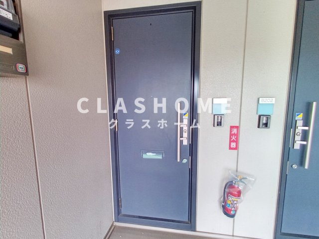 クレイドル住吉Bの玄関