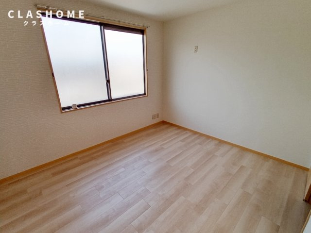 クレイドル住吉Bの居間・リビング