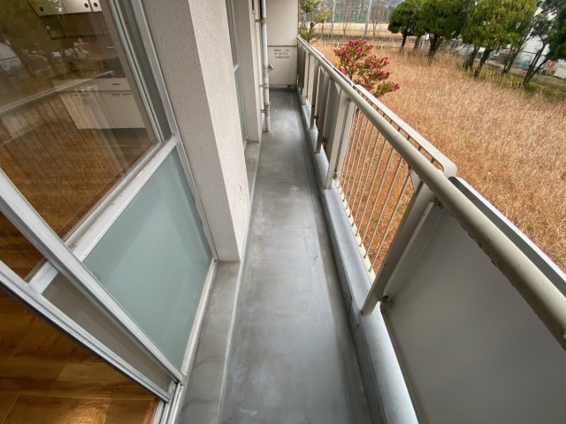 ヴィラナリー千代田9号棟のバルコニー|モデルルーム写真