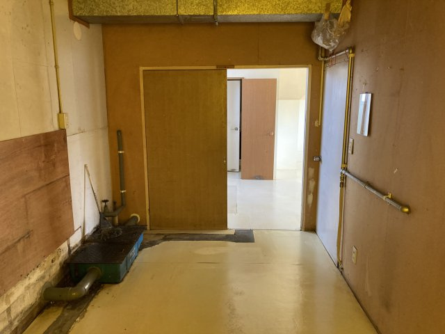 高堂2丁目テナントの内装