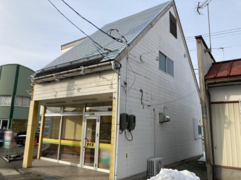 高堂2丁目テナントの外観