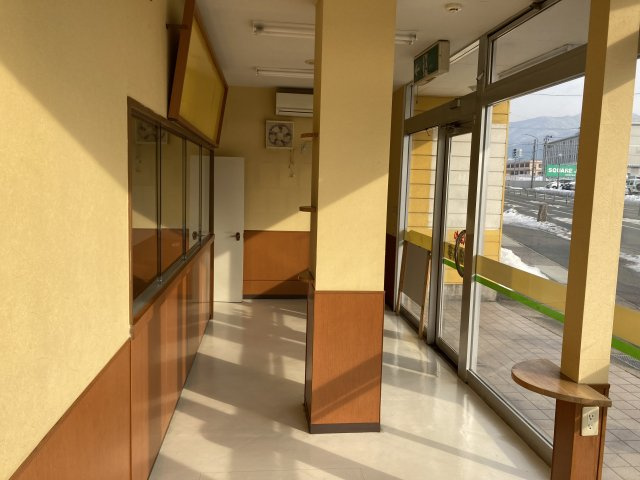 高堂2丁目テナントの内装