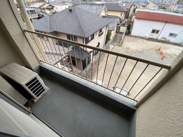 山本ハイツのバルコニー
